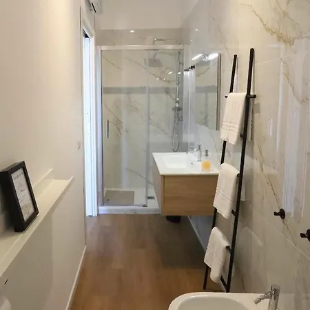 Lapigna アパート *